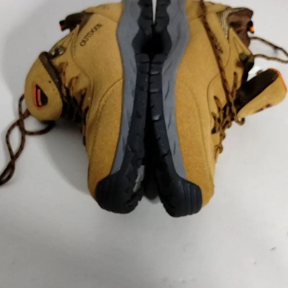 NWOT OUTDOOR Desert HIKING/WALKING‎ MENS faux suede/leather size EU 43 USA 10